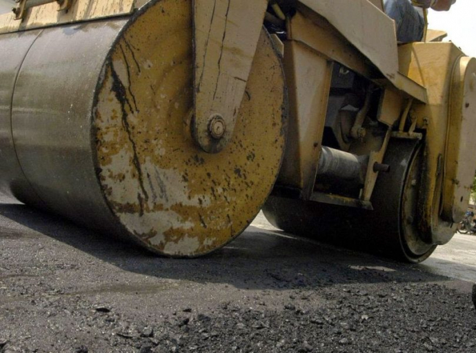 Ασφαλτόστρωσης οδών σε διάφορες περιοχές του Δήμου Μέσα Γειτονιάς