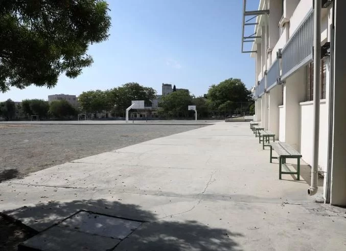 Με κινητές μονάδες δειγματοληψίας σε σχολεία Μέσης Εκπαίδευσης αρχίζει η νέα σχολική χρονιά