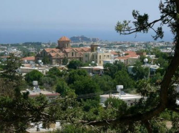 Tα Ελληνικά Γράμματα στον Καραβά