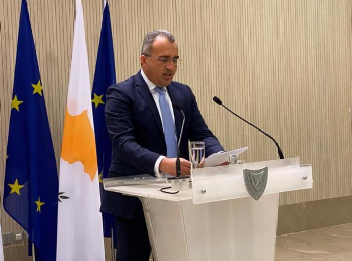 Καταργείται η υποχρεωτική χρήση της προστατευτικής μάσκας - Τι αλλάζει..