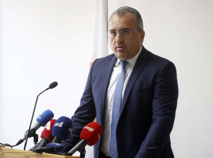 Εισήγηση: Με μάσκες και rapid test η επιστροφή στα σχολεία 