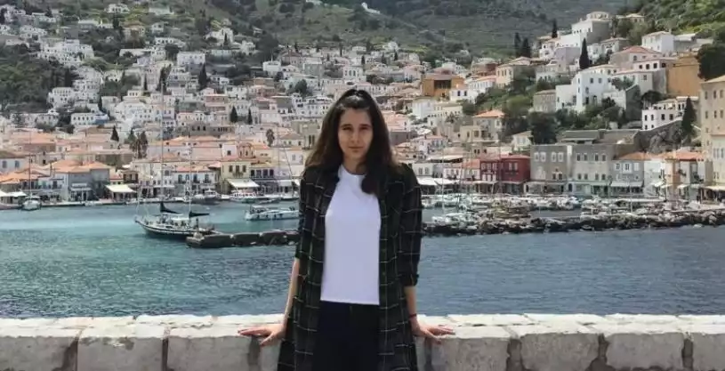 Θάνατος ναυτικής δοκίμου: «Δεν ξέρω από τι πέθανε το παιδί μου» λέει ο πατέρας της 19χρονης