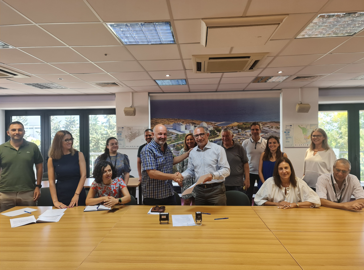 ΥΠΟΓΡΑΦΗ ΣΥΜΒΑΣΗΣ ΕΠΙΣΤΗΜΟΝΙΚΗΣ ΣΥΝΕΡΓΑΣΙΑΣ ΜΕΤΑΞΥ ΤΟΥ ΤΜΗΜΑΤΟΣ ΧΗΜΙΚΗΣ ΜΗΧΑΝΙΚΗΣ ΤΟΥ ΤΕΠΑΚ ΚΑΙ ΤΟΥ ΣΑΛΑ