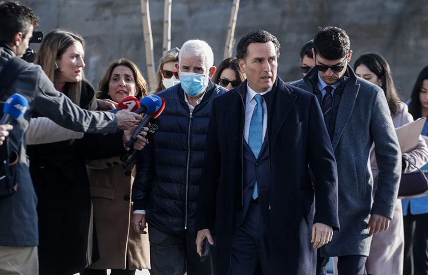 Απολογία Πέτρου Φιλιππίδη: Άπιστος υπήρξα, βιαστής όχι – Μας κατέστρεψαν, δεν έχουμε να φάμε
