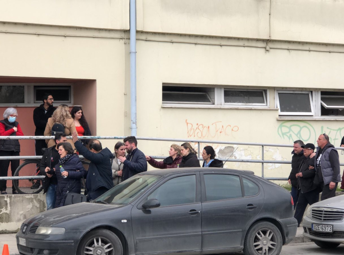 Βαθύτατη οδύνη στη Λάρισα: Σκηνές αρχαίας τραγωδίας στο ΓΝΛ 