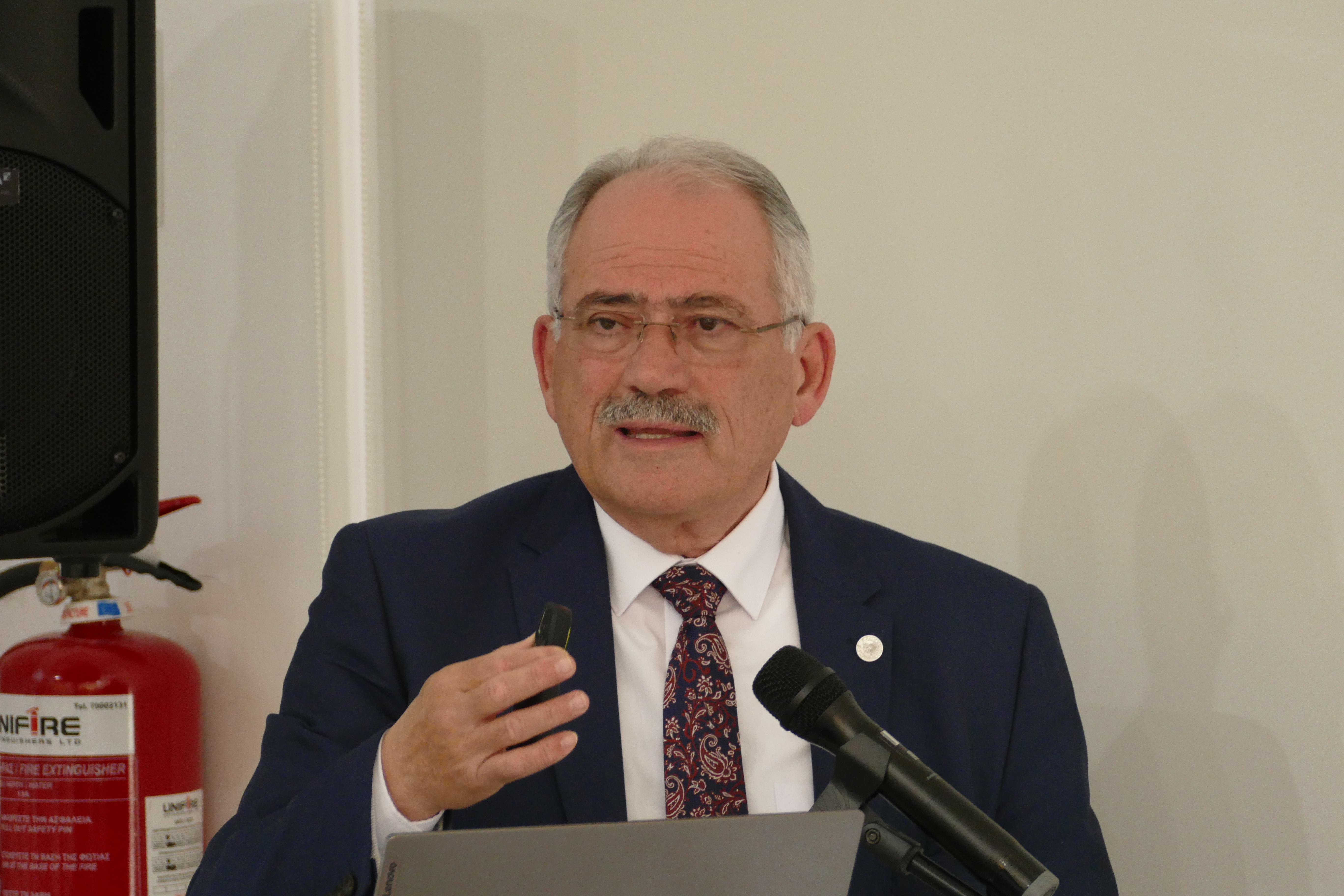 Νίκος Νικολαϊδης: "Η Λεμεσός κουβάλα στους ώμους της, την οικονομία της χώρας"