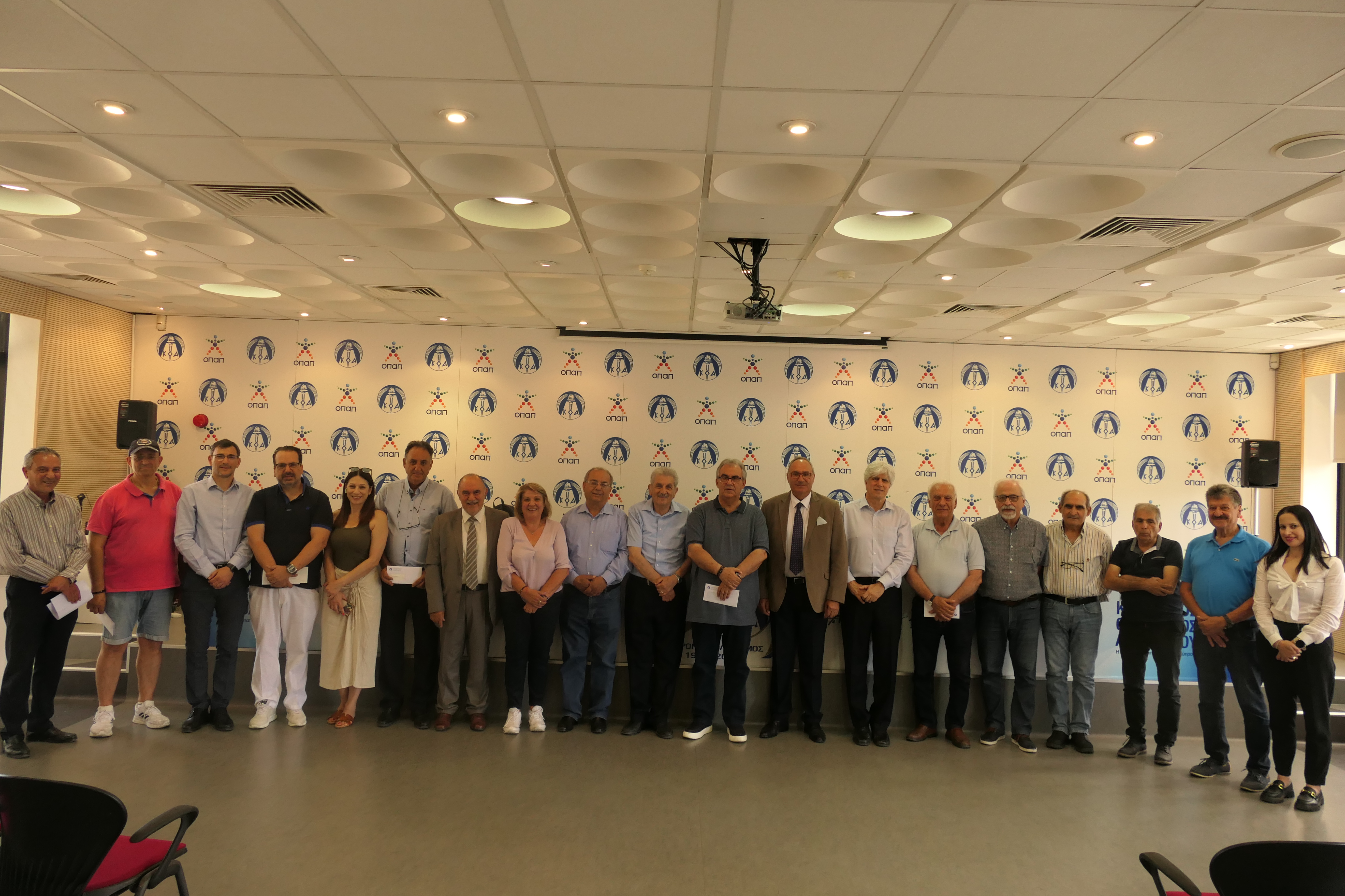 Συμπληρωματική χορηγία από τον ΚΟΑ στα μη ποδοσφαιρικά προσφυγικά σωματεία