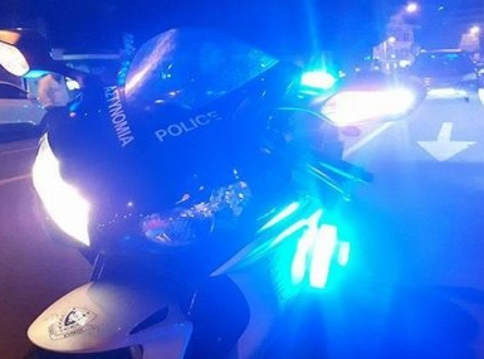 Συντονισμένη επιχείρηση τροχονομικών ελέγχων και κατακράτηση μοτοσικλετών και αυτοκινήτων στη Λεμεσό