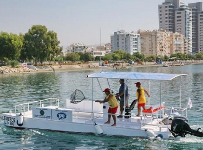 Καθαρά τα νερά κολύμβησης της Λεμεσού κατέδειξαν οι αναλύσεις