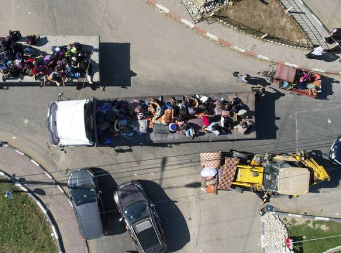 ΙΣΡΑΗΛ ΓΑΖΑ: Δεκάδες χιλιάδες εκτοπισμένοι απομακρύνθηκαν στο Νότο εν μέσω μαχών κατά τις τελευταίες μέρες