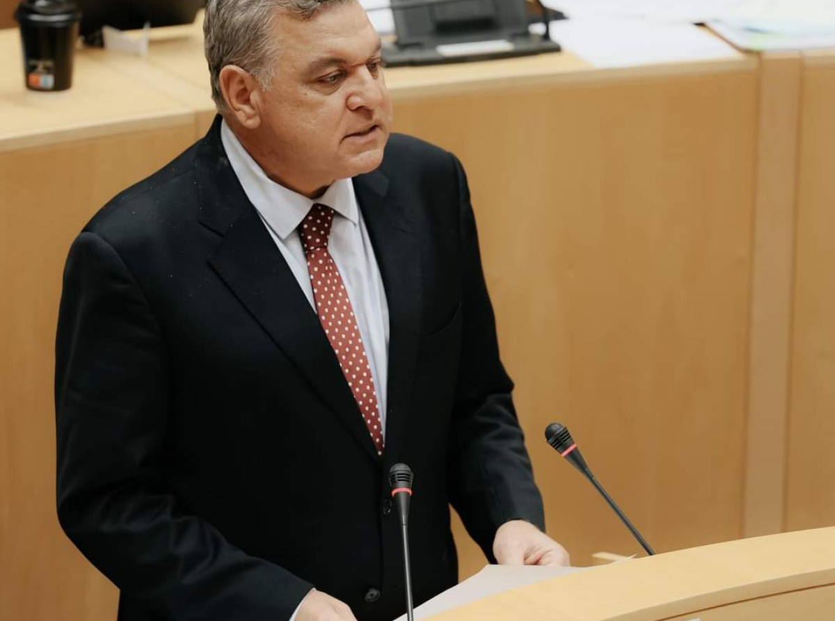Ερωτήσεις Νίκου Σύκα στη Βουλή: Απαντήσεις για Ψηφιακές Πλατφόρμες, Οδικά Έργα και Πολιτιστικές Υποδομές