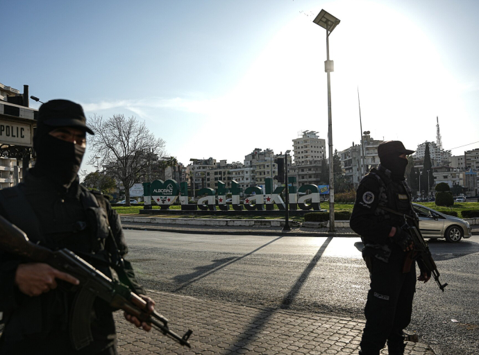 Συρία μεταξύ τρομοκρατίας και συμπαιγνίας: Η γενοκτονία των Αλαουιτών κάτω από την αραβική σιωπή