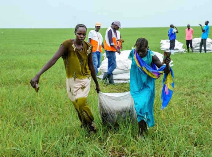 Νότιο Σουδάν – Η Πείνα Καλπάζει: Συγκρούσεις, Κλιματικές Καταστροφές και Περικοπές Χρηματοδότησης Πυροδοτούν Ανθρωπιστικό Εφιάλτη