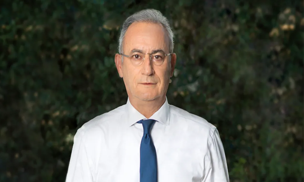 "Λεφτά υπάρχουν, αλλά χάνονται!", του Αβέρωφ Νεοφύτου