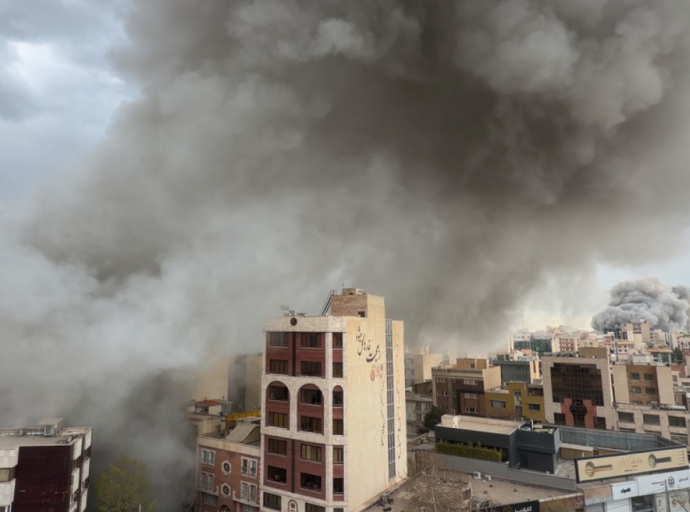BBC PERSIAN:Ιρανοί περιγράφουν τον αντίκτυπο των επιθέσεων ΗΠΑ-Ισραήλ